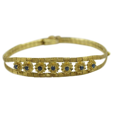 A sapphire bracelet in 18k gold