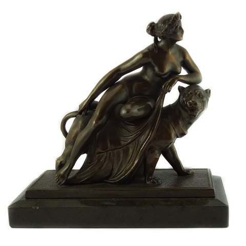 Bruneret bronze figur, fransk, omkring år 1900