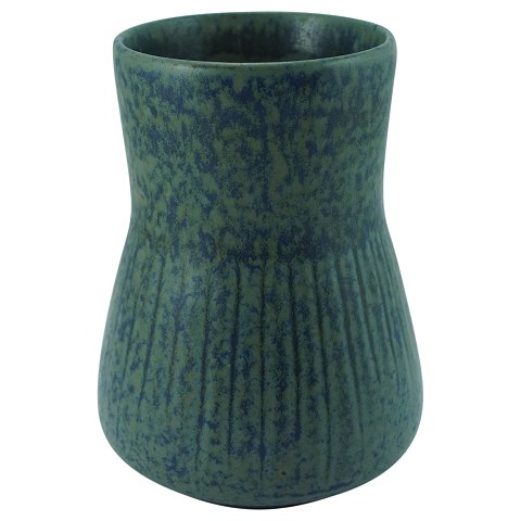 Saxbo, Eva Stæhr Nielsen; A stoneware vase
