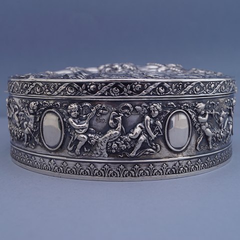 German silvercasket with motive of the roman goddess of the hunt with wild animals and woodland