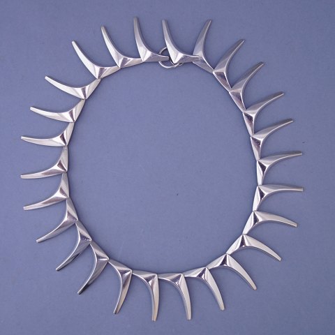 Eigil Jensen for A. Michelsen; necklace in sterling silver with long boomerangs