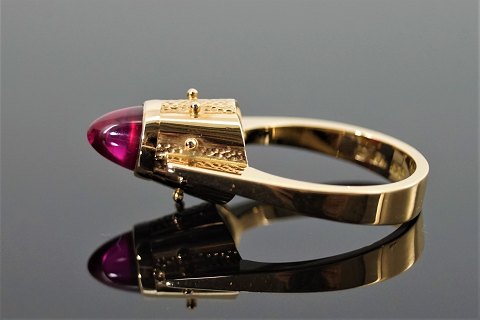 Frantz Hingelberg; A turmaline ring made of 14k gold
