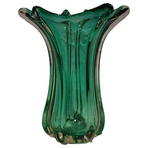 Fransk vase i glas, grøn, omkring år 1950