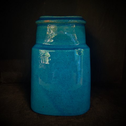 Kähler; A Niels Kähler pottery vase with a dark turquoise glaze