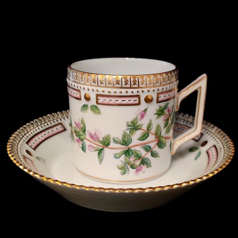 Royal Copenhagen, Flora Danica; Chokoladekop #054 (3513) af porcelæn