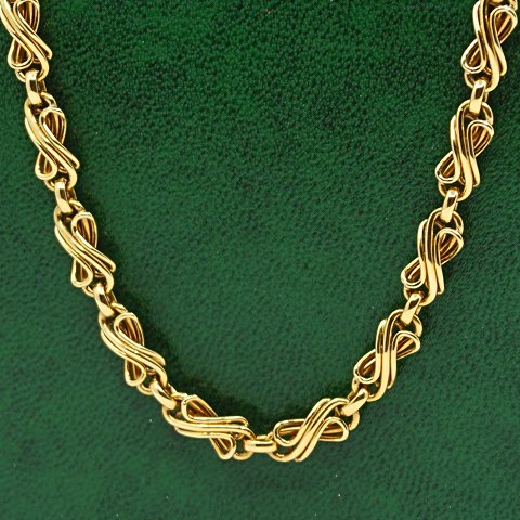 Hugo Grün; Necklace of 14k gold