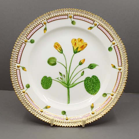 Royal Copenhagen, Flora Danica; Lunch plate #3550