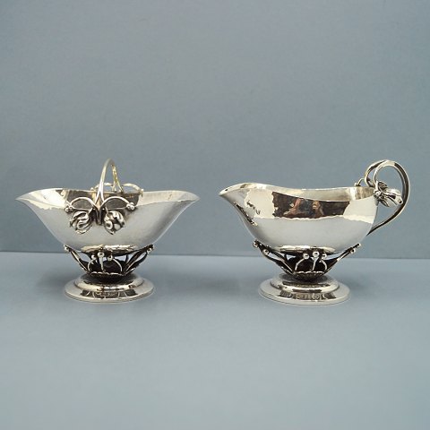 Georg Jensen; Sukkerskål og flødekande sterlingsølv #235 A